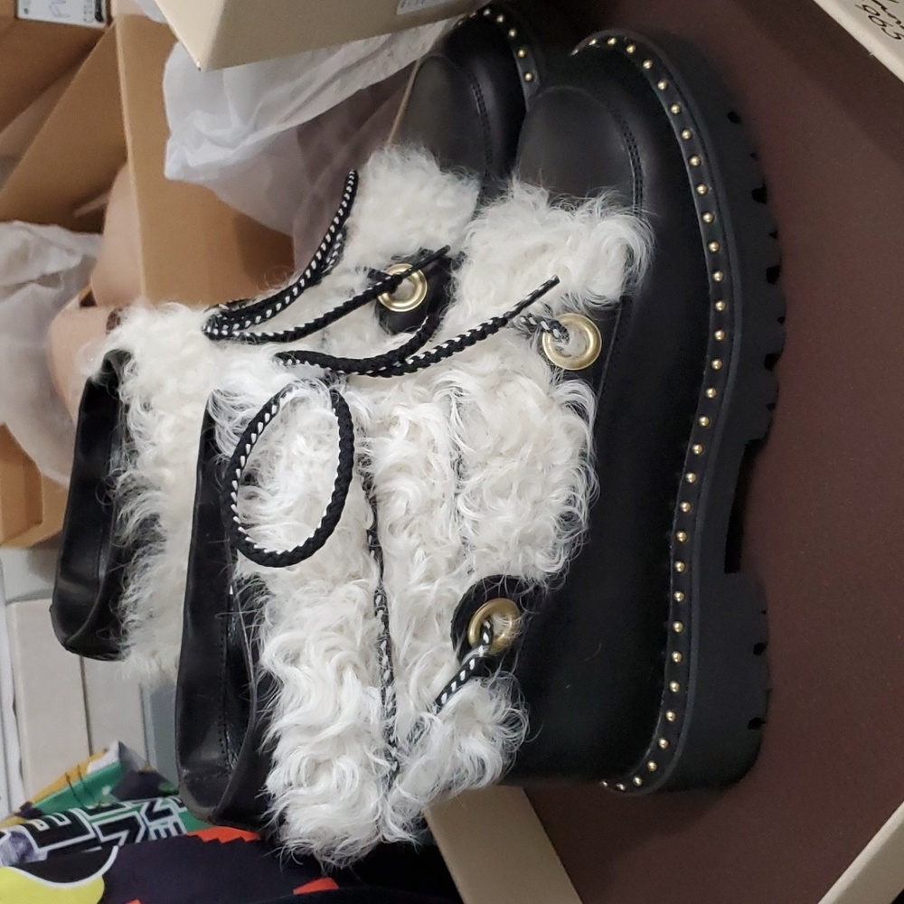 NIB sz 35 and 35.5 $755 Montelliana 1965 boots